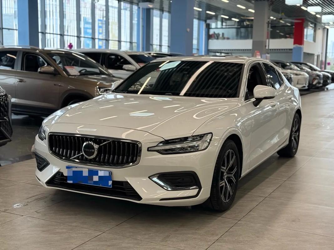 【沃尔沃s60油电混合版价格,沃尔沃混合动力s60l】