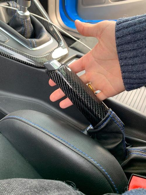 福特福克斯2箱/福特福克斯2箱手刹部位的示意图