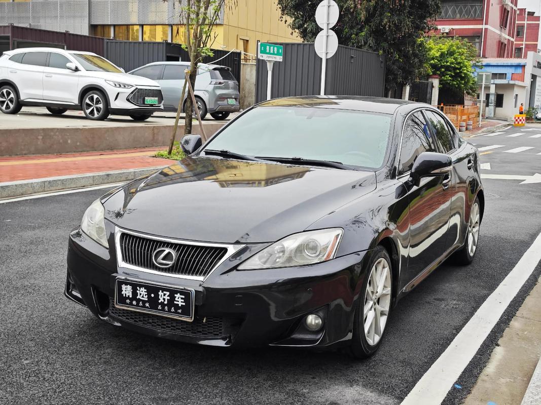 is250雷克萨斯多少钱(is250c雷克萨斯多少钱)